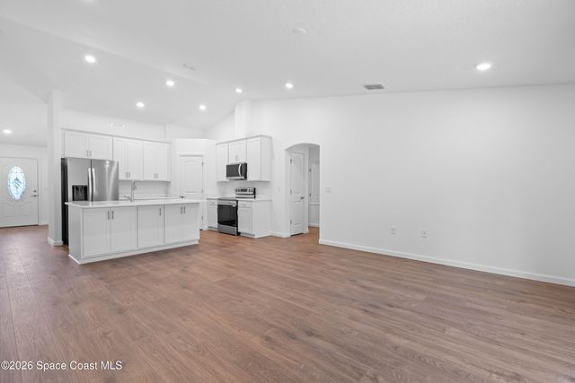 137 Prairie Street SE, Palm Bay, FL 32909