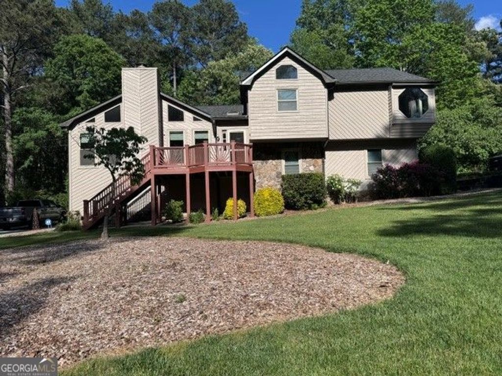 2921 Hadrian Drive SW, Snellville, GA 30078