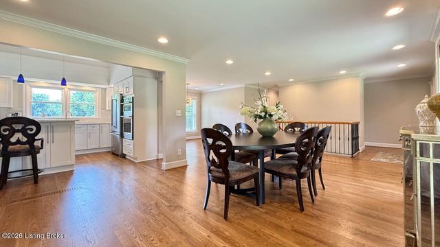 702 Dorsey Ln, Louisville, KY 40223