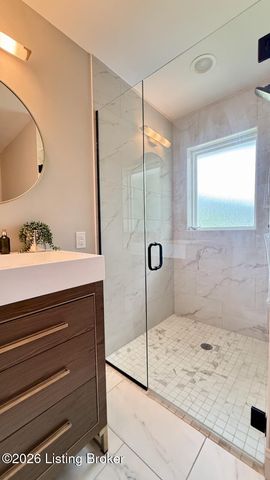702 Dorsey Ln, Louisville, KY 40223