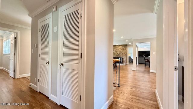 702 Dorsey Ln, Louisville, KY 40223
