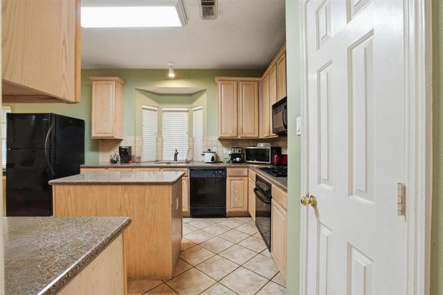 16503 Chalk Maple Lane, Houston, TX 77095