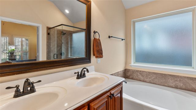 405 Kelvington Drive, Anna, TX 75409