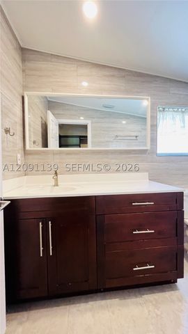 2250 SW 23rd St, Miami, FL 33145