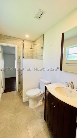 2250 SW 23rd St, Miami, FL 33145