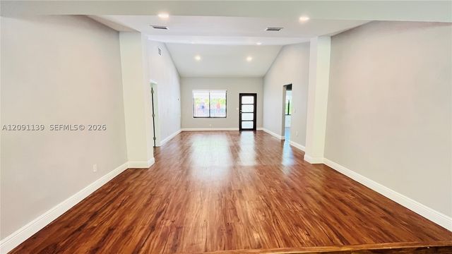 2250 SW 23rd St, Miami, FL 33145