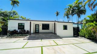2250 SW 23rd St, Miami, FL 33145