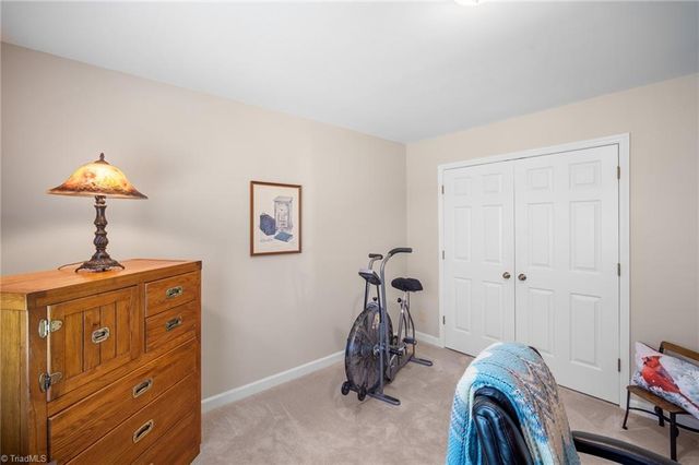 3804 Oak Forest Drive, High Point, NC 27265