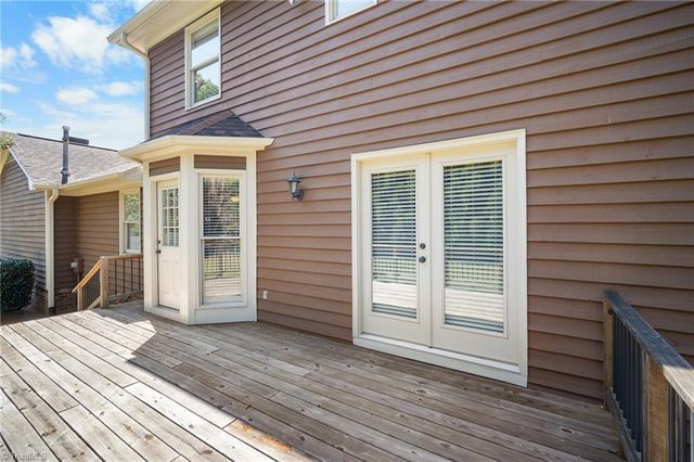 3804 Oak Forest Drive, High Point, NC 27265