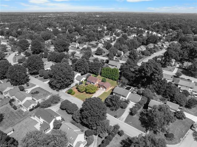 3804 Oak Forest Drive, High Point, NC 27265