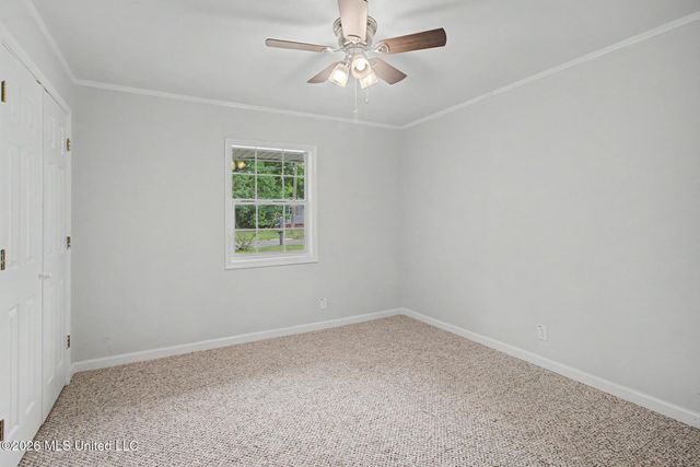2907 Woodlawn Avenue, Moss Point, MS 39563