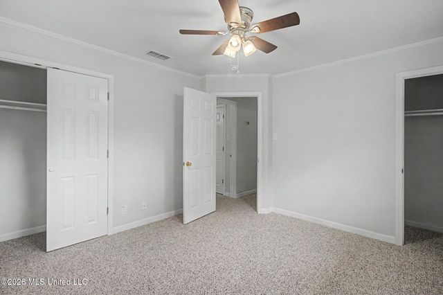 2907 Woodlawn Avenue, Moss Point, MS 39563
