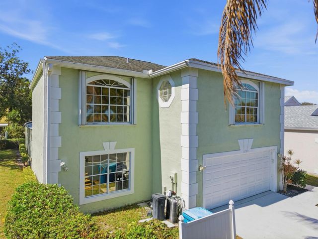 1235 Sussex Street, Boynton Beach, FL 33436