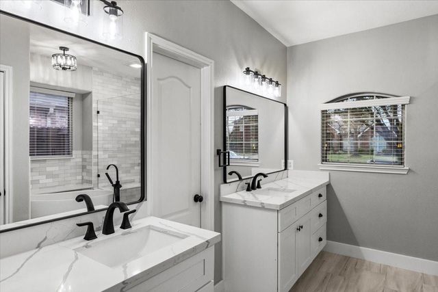 17602 Laguna Trail Drive, Houston, TX 77095