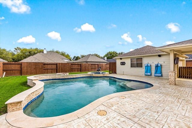 17602 Laguna Trail Drive, Houston, TX 77095