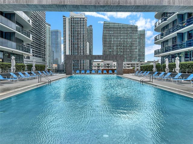 55 SW 9th Street 4001, Miami, FL 33130