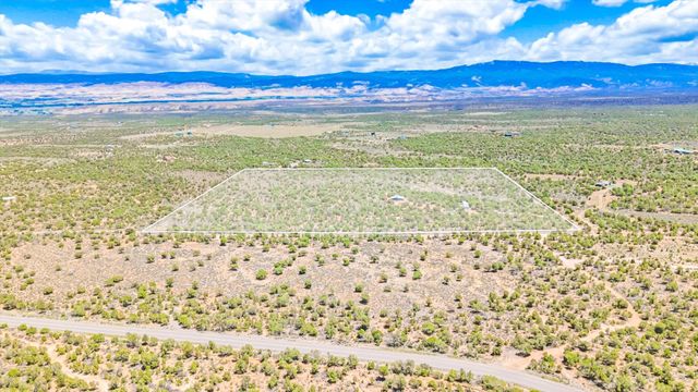 61020 Tres Coyotes Trail, Montrose, CO 81403