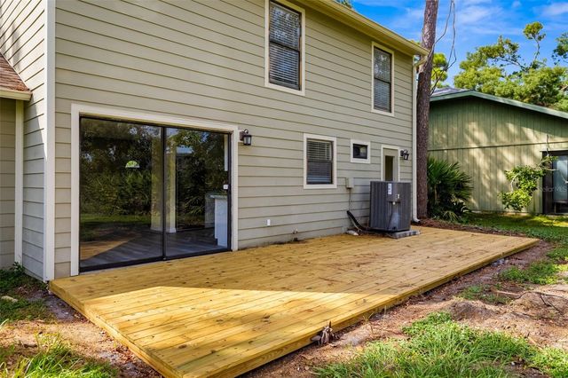 2004 WOOD HOLLOW PLACE, Sarasota, FL 34235