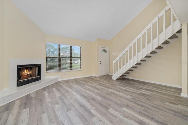 2004 WOOD HOLLOW PLACE, Sarasota, FL 34235