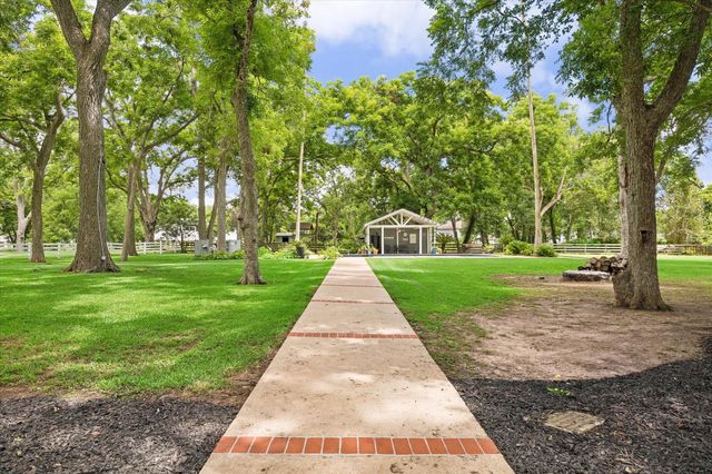 5106 Mimosa Lane, Richmond, TX 77406