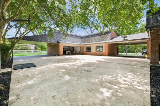 5106 Mimosa Lane, Richmond, TX 77406