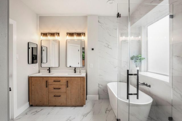 146 S Holly Laurel Circle, The Woodlands, TX 77382