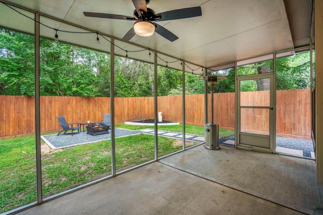 146 S Holly Laurel Circle, The Woodlands, TX 77382