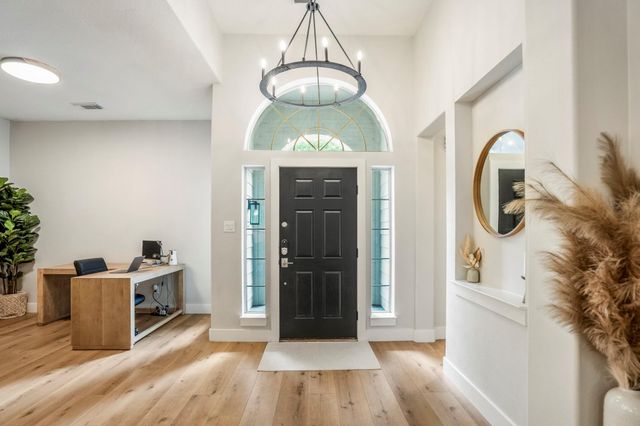 146 S Holly Laurel Circle, The Woodlands, TX 77382