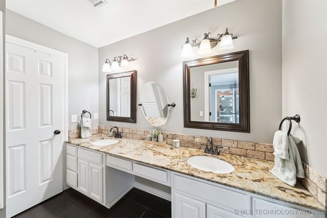 21756 S Highway 88 Highway, Claremore, OK 74019