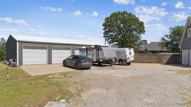 21756 S Highway 88 Highway, Claremore, OK 74019