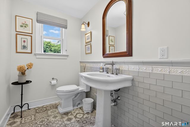 16 Millwood Street, Milford, CT 06460