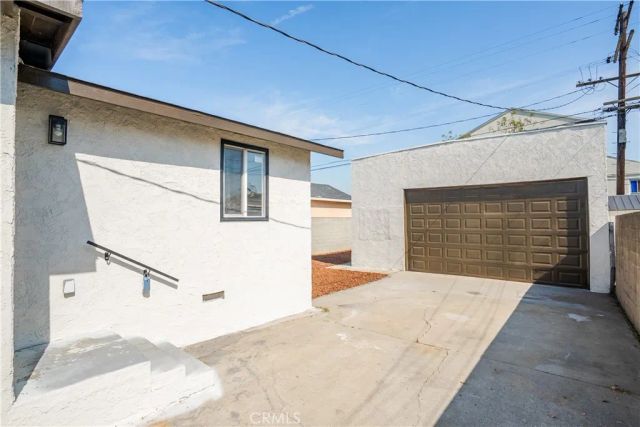 6622 5th Avenue, Los Angeles, CA 90043