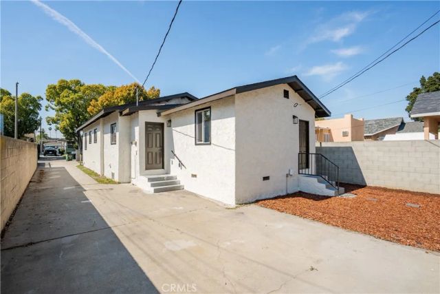 6622 5th Avenue, Los Angeles, CA 90043