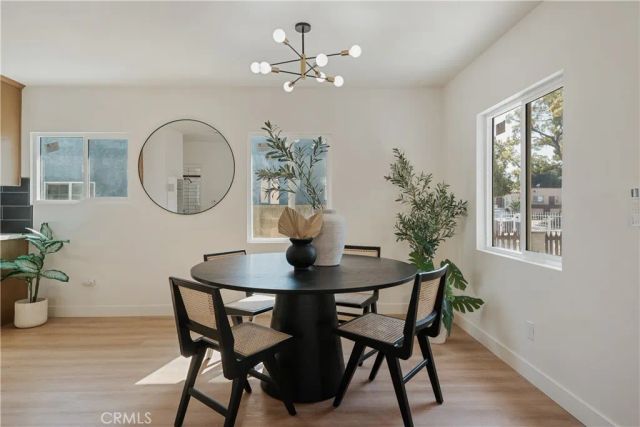 6622 5th Avenue, Los Angeles, CA 90043