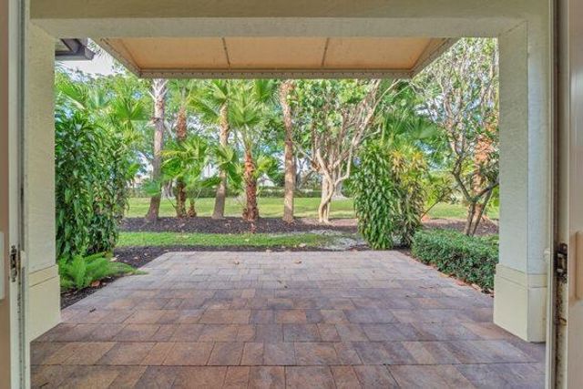 23008 Clear Echo Drive 11, Boca Raton, FL 33433