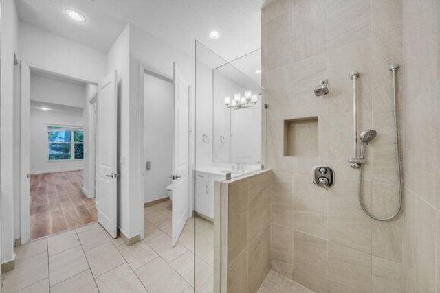 23008 Clear Echo Drive 11, Boca Raton, FL 33433