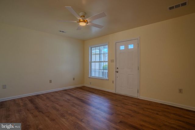 11 SOPHIE LN, Bunker Hill, WV 25413