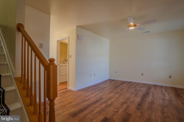 11 SOPHIE LN, Bunker Hill, WV 25413