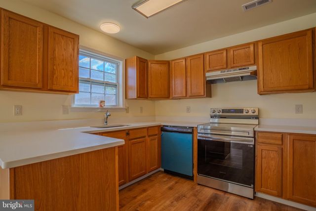 11 SOPHIE LN, Bunker Hill, WV 25413