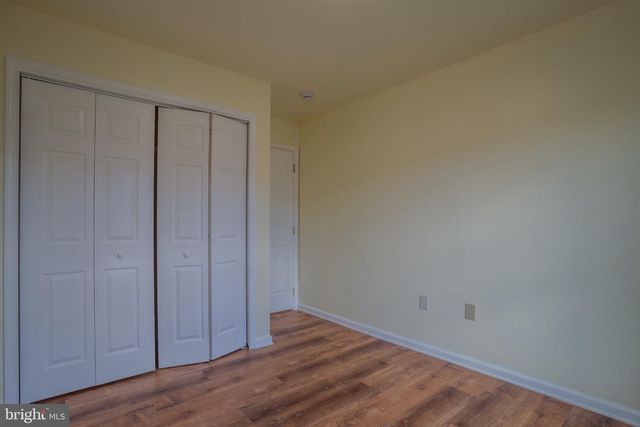 11 SOPHIE LN, Bunker Hill, WV 25413