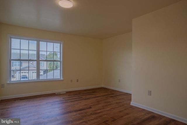 11 SOPHIE LN, Bunker Hill, WV 25413
