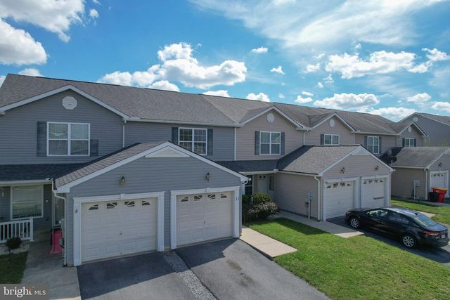 11 SOPHIE LN, Bunker Hill, WV 25413