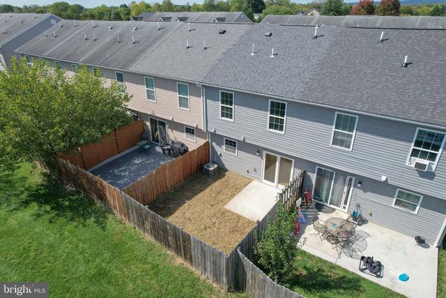 11 SOPHIE LN, Bunker Hill, WV 25413