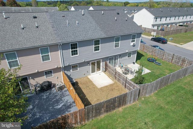 11 SOPHIE LN, Bunker Hill, WV 25413