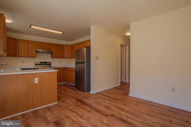 11 SOPHIE LN, Bunker Hill, WV 25413