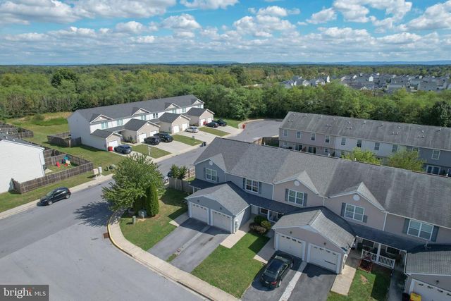 11 SOPHIE LN, Bunker Hill, WV 25413