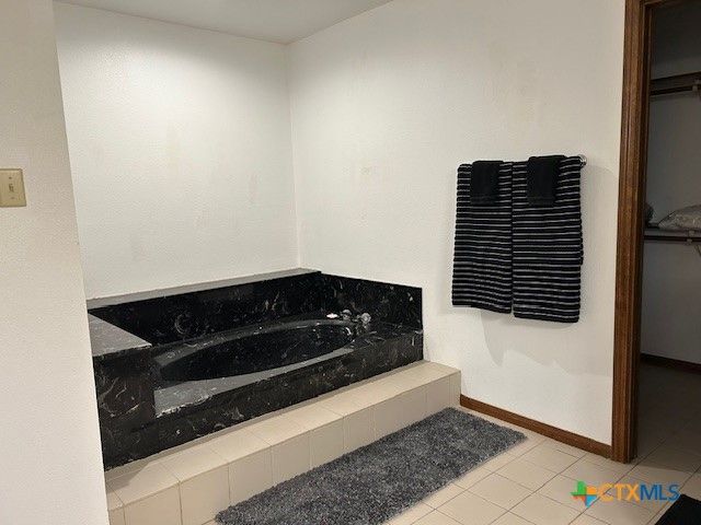 1910 Old Mill Road 7, Salado, TX 76571