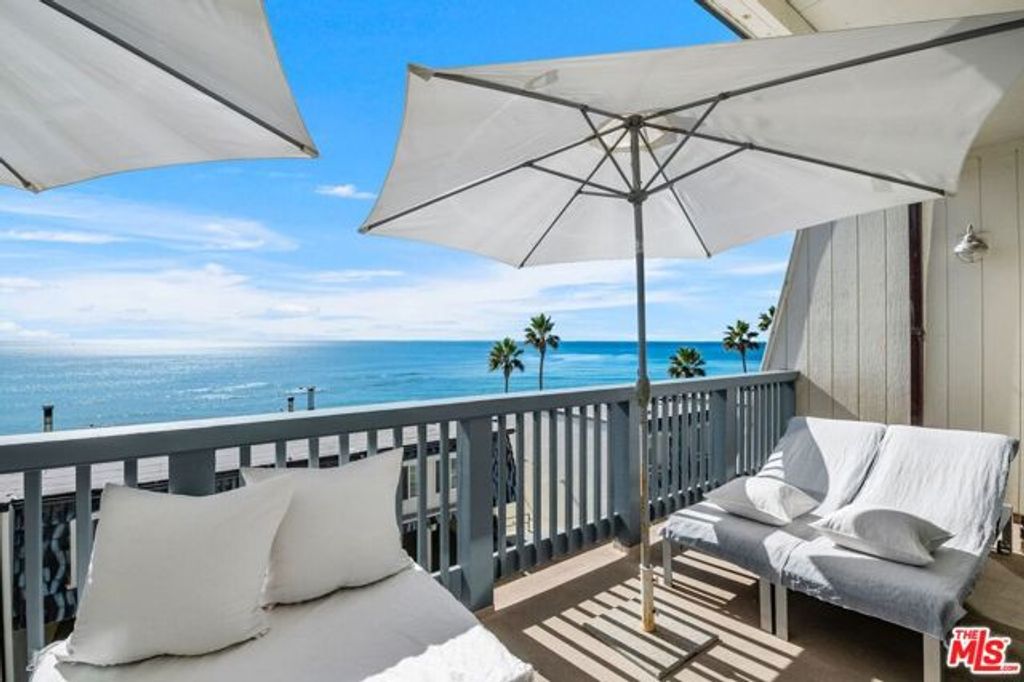 11940 Whalers Lane, Malibu, CA 90265