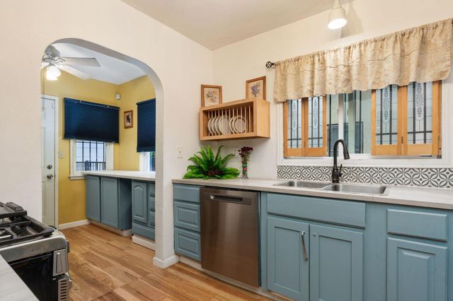 4025 E Tulare Street, Fresno, CA 93702