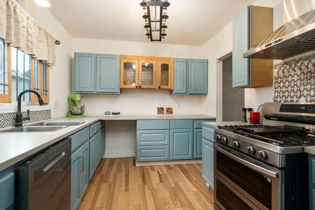 4025 E Tulare Street, Fresno, CA 93702